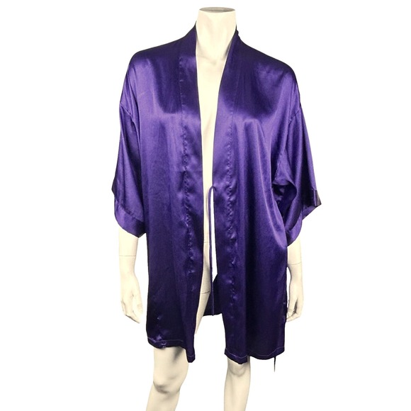 Victoria's Secret Kimono Robe M/L Satin Purple Pockets Belted 3/4 Sleeves Short - Picture 4 of 9